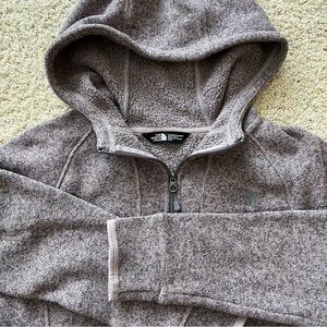 The North Face Crescent 1/2 Zip Hooded Purple Gray Zip Hand Pockets Women’s S